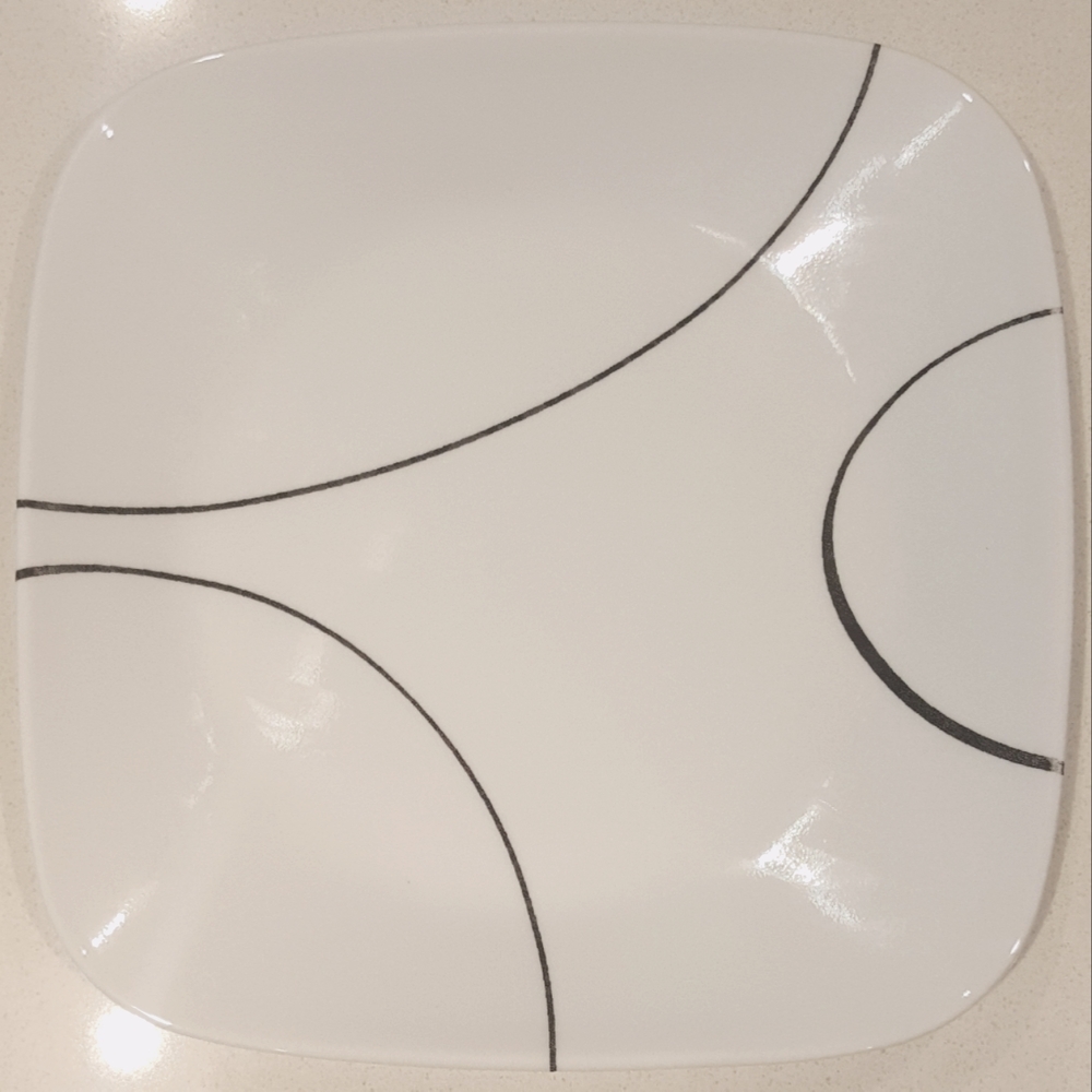 SOLD Corelle Tableware Lunch Plates x4